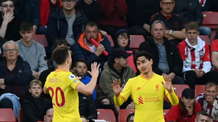 Liverpool beat Southampton to take title race to final day