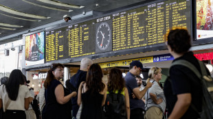 Codacons, a luglio tanti disagi per ritardi di treni e aerei