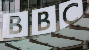 Siria descredencia correspondentes da BBC