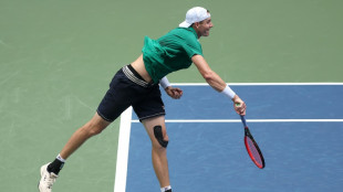 Isner vence argentino Díaz Acosta no US Open e adia aposentadoria