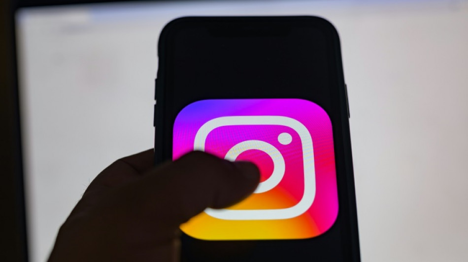 Instagram, sous pression, renforce les protections pour les adolescents