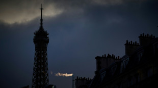 La torre Eiffel permanecerá cerrada el sábado por la mañana por una huelga de personal