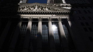 Wall Street apre debole, Dj +0,16%, Nasdaq -0,13%