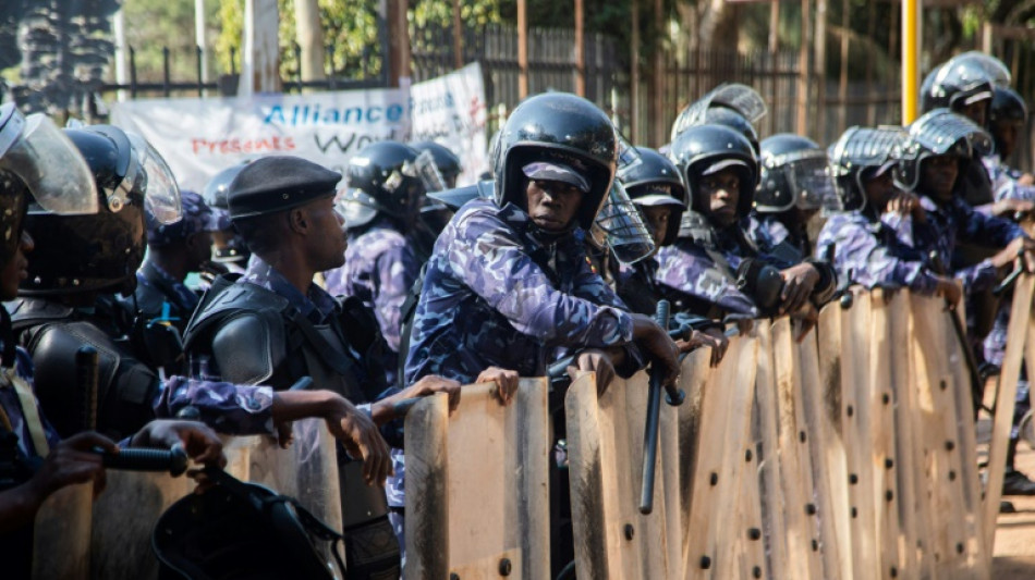 Manifestations en Ouganda: la police massivement déployée à Kampala, des meneurs arrêtés