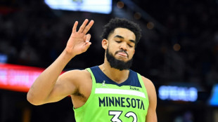 Towns scores season-high 60 points as Wolves maul Spurs in NBA