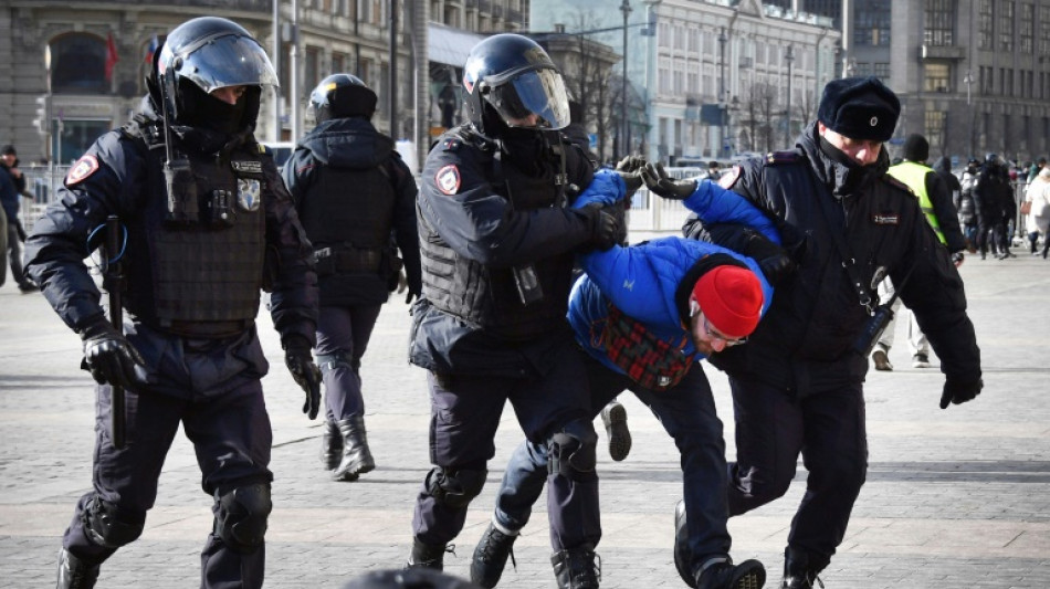 More than 800 detained in Ukraine protests across Russia