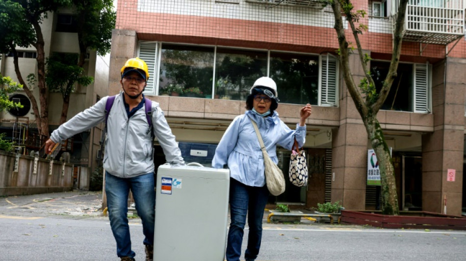 Families in Taiwan quake epicentre pick up the pieces of their lives