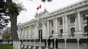 El Congreso de Perú investiga un escándalo por una presunta red de prostitución interna