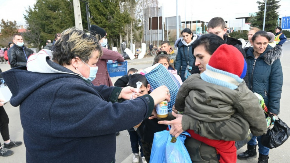 La Hongrie d'Orban accueille les réfugiés ukrainiens à bras ouverts