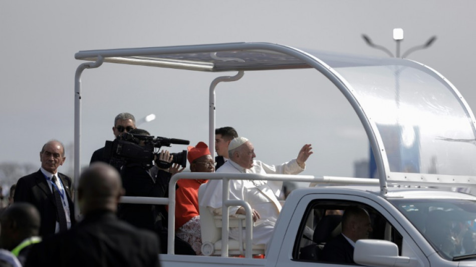 Huge crowds turn out for pope's mass in DR Congo capital