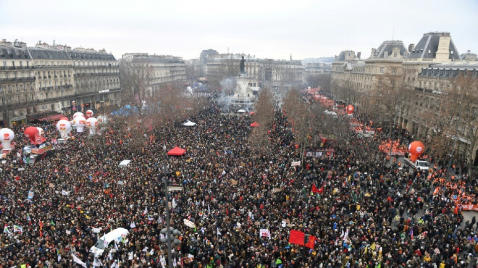 Francia enfrenta semana clave para impopular reforma de las pensiones