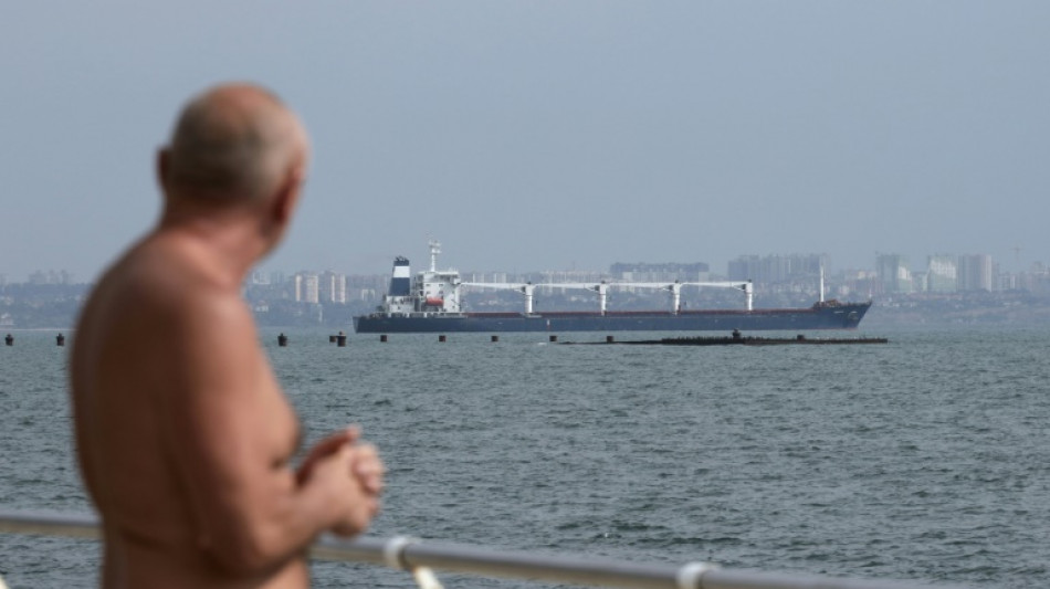 Erstes Schiff mit ukrainischem Getreide verlässt Hafen von Odessa 