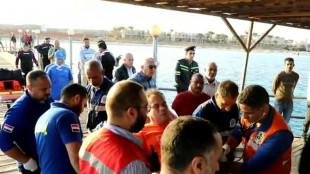 Cuatro cuerpos y cinco sobrevivientes tras el naufragio de un barco turístico en Egipto