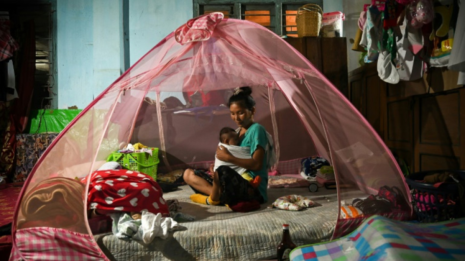 Habitantes del noreste de India huyen desesperados de violencia interétnica