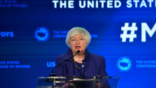 Omicron pèse sur la croissance américaine, mais ne la fera pas dérailler, assure Janet Yellen