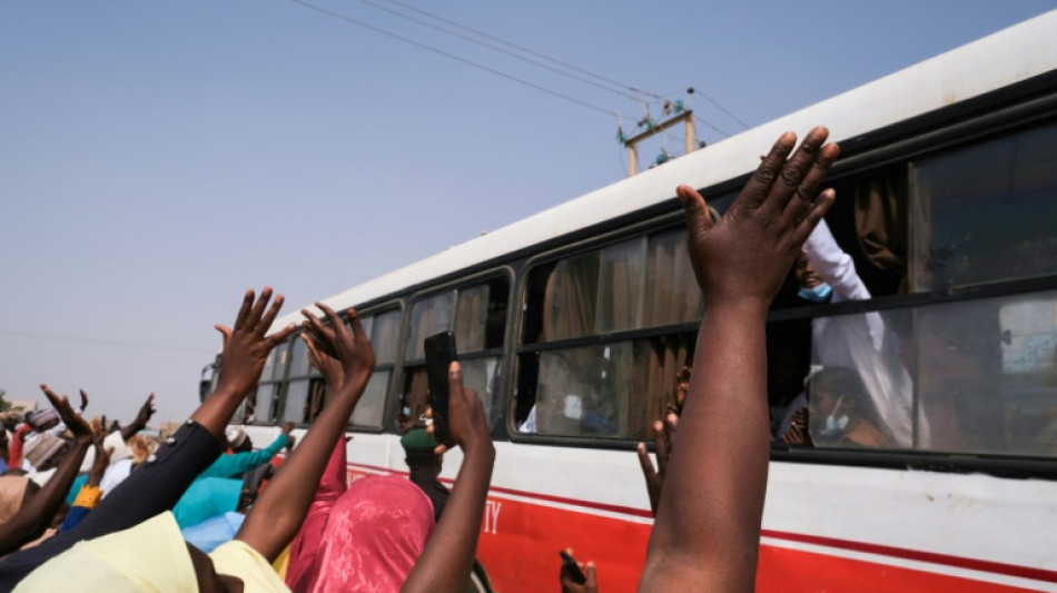 Hombres armados secuestran a 39 niños en una granja en Nigeria