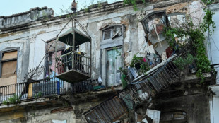 Dos muertos y un desaparecido por derrumbe de un edificio en La Habana