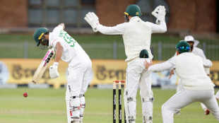 South Africa push Bangladesh closer to Test defeat in twilight zone