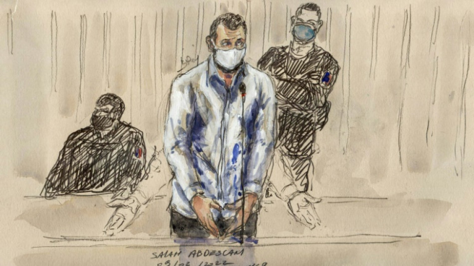 Hauptangeklagter im Prozess zu Paris-Anschlägen 2015 bittet um "Entschuldigung"
