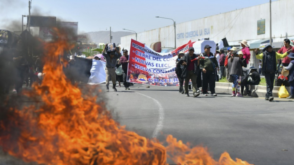 "No renunciaré", dice presidenta de Perú mientras crecen presión política y protestas