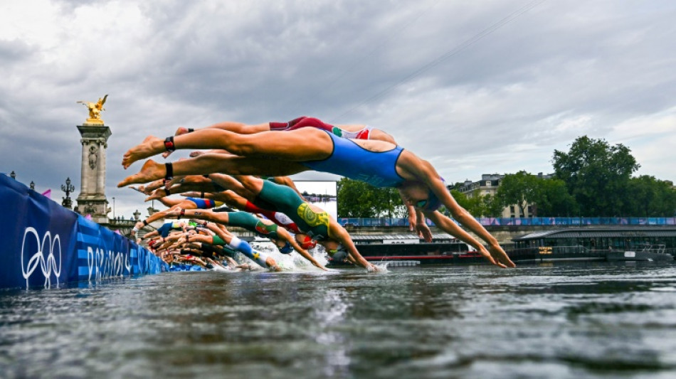 Organizadores de triatlón destacan la "muy buena" calidad del agua del Sena