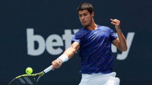 Teen star Alcaraz beats Ruud to win Miami Open crown 