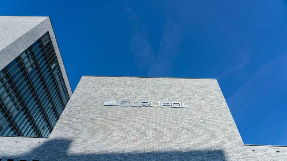 Europol señala que las comunidades violentas de derecha crecen en línea