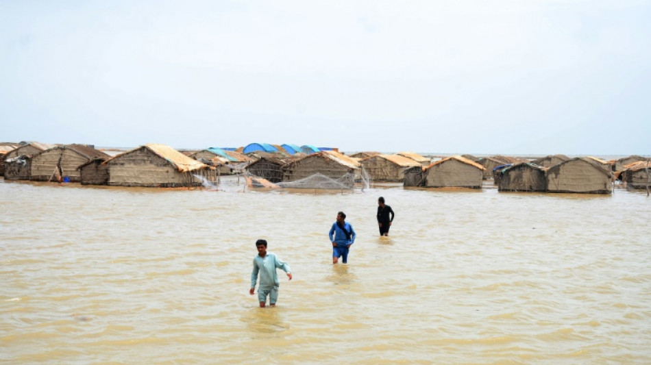 Le cyclone Biparjoy s'affaiblit après avoir frappé la côte indienne