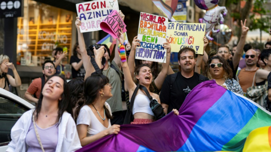 Marcha del Orgullo en Estambul pese a su prohibición