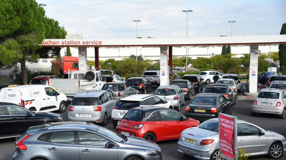 Streik an Raffinerien führt zu Benzinmangel in Frankreich