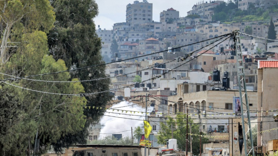 Un palestino muere en una redada del ejército israelí en un campo de refugiados de Cisjordania
