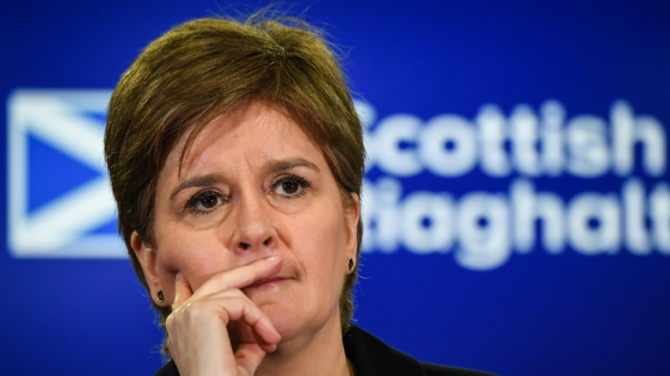 Dimite la primera ministra escocesa, Nicola Sturgeon, para sorpresa de todos