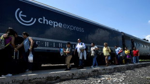 El tren de las Barrancas del Cobre en México atrae a turistas intrépidos