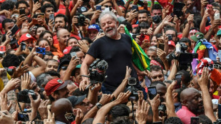 Popularidade de Lula aumenta após início de mandato complicado