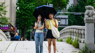 Seoul residents sweating with record 'tropical nights' weather