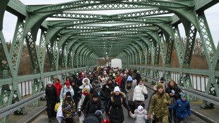 Ukraine: Moscou promet d'ouvrir des couloirs humanitaires pour évacuer les civils de plusieurs villes