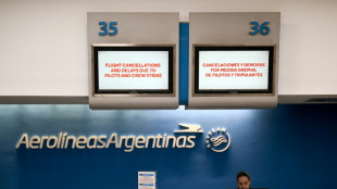 Obligan a  aerolíneas a garantizar 50% del servicio durante huelgas en Argentina