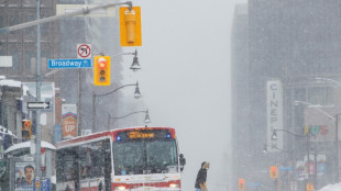 Tempête de neige aux Etats-Unis et au Canada: lent retour à la normale