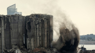 Weitere Silos im Hafen von Beirut stürzen am Jahrestag der Katastrophe ein