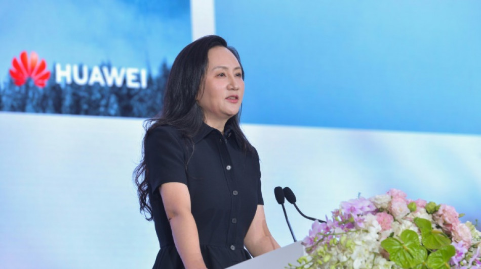 Las ganancias de Huawei se desploman y la hija del fundador asume la presidencia