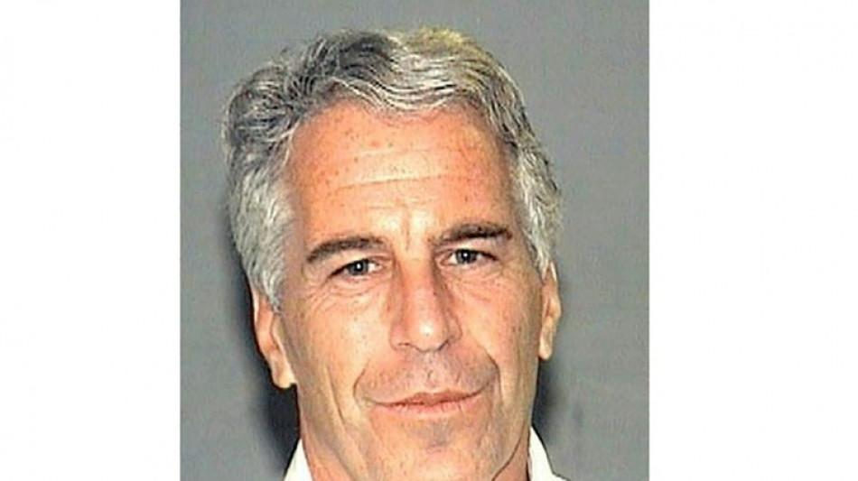 "Fallos graves" de personal de cárcel donde se suicidó financista Epstein (investigación)