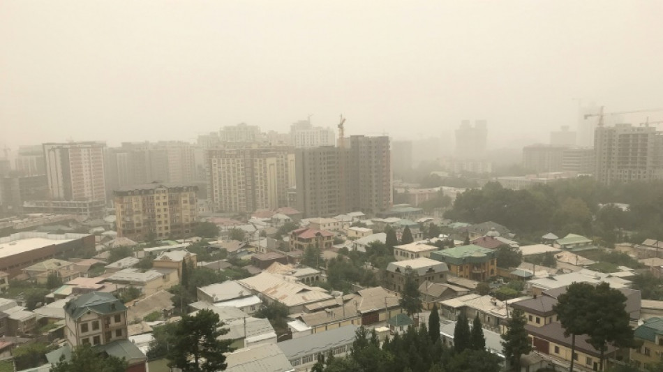 Dans le ciel du Tadjikistan, le danger constant des tempêtes de sable