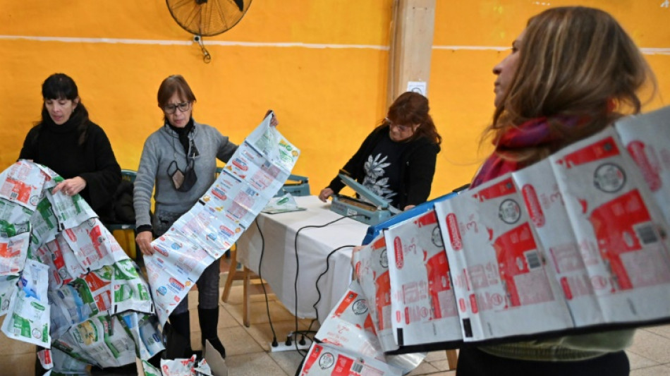 Dans les rues de Buenos Aires, le plastique recyclé peut sauver du froid