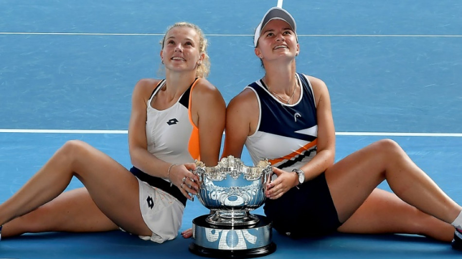 Open d'Australie: Krejcikova et Siniakova remportent le double femmes