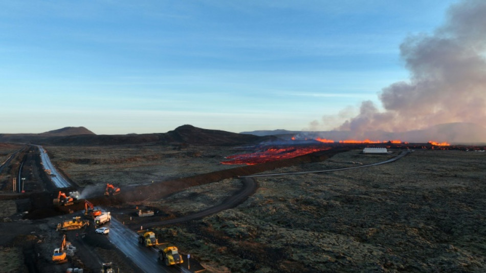 Un volcán entra en erupción en Islandia 