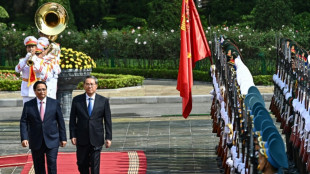 Vietnam, China hold talks on calming South China Sea tensions