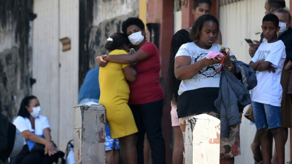 Al menos 21 muertos en operación policial en una favela de Rio de Janeiro