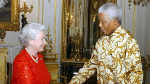 To Mandela, the queen was simply 'Elizabeth'