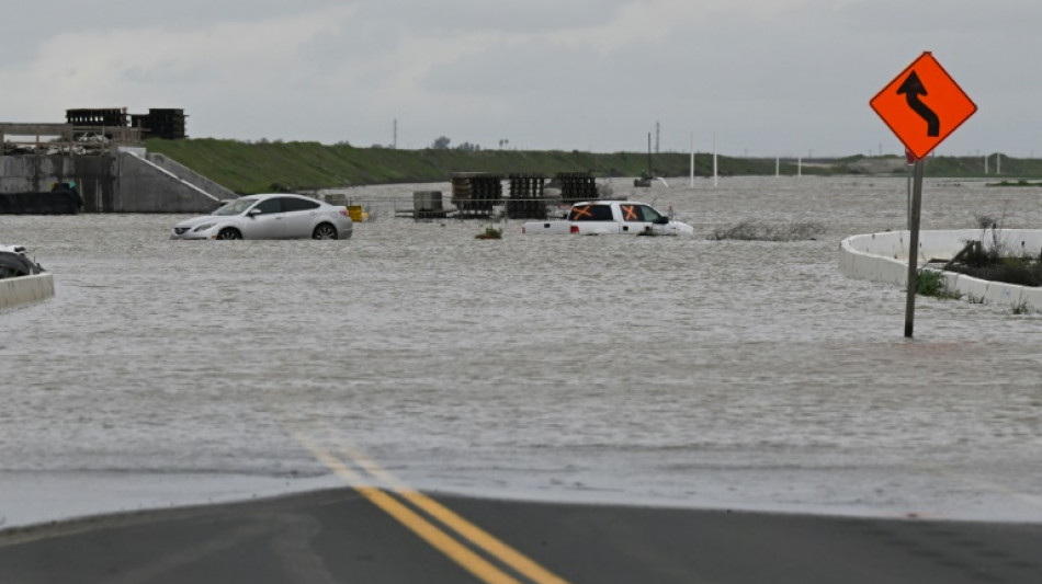 Lago fantasma a punto de reaparecer en California bajo otra torrencial tormenta