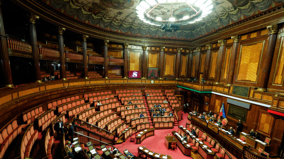 La statua sulla maternità arriva al Senato il 6 maggio